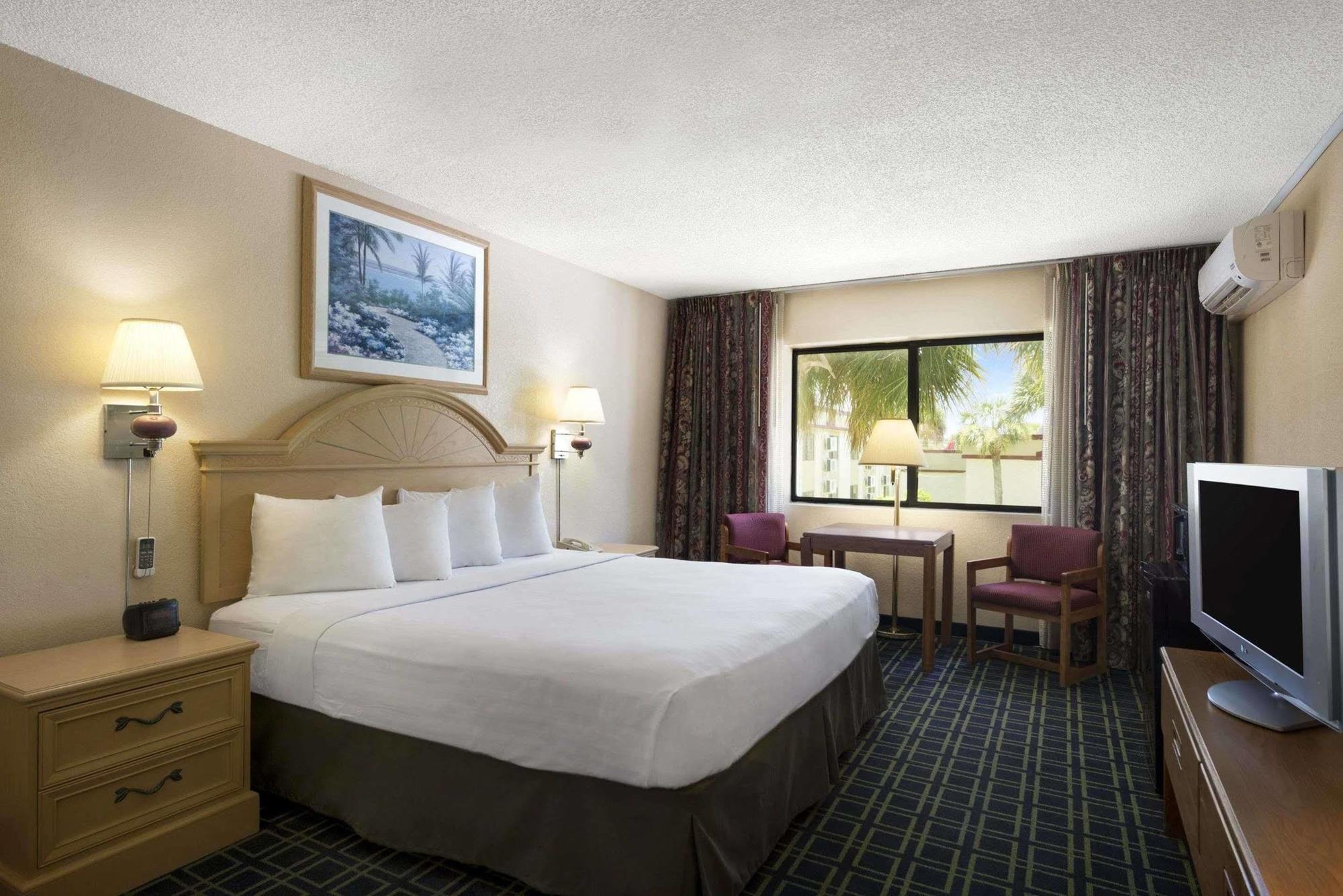 Space Coast Hotel Titusville-Kennedy Space Center Екстериор снимка
