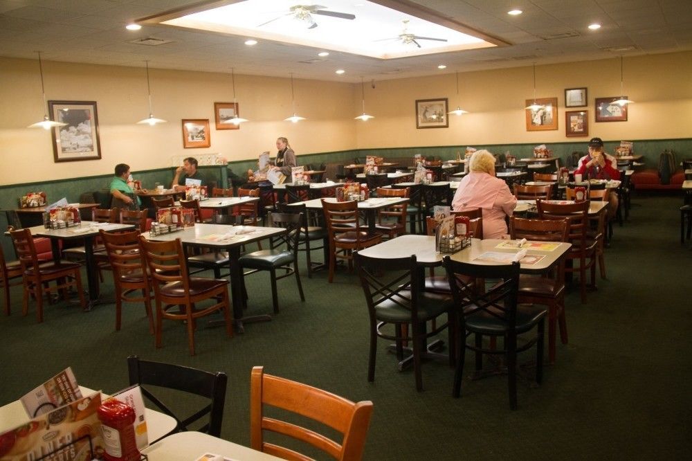 Space Coast Hotel Titusville-Kennedy Space Center Екстериор снимка