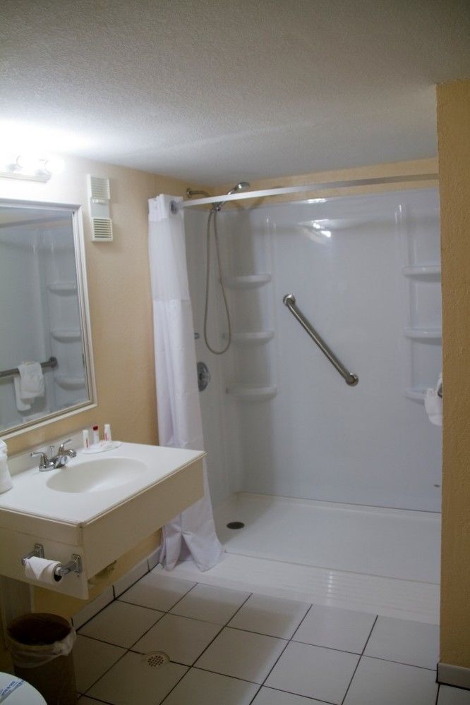 Space Coast Hotel Titusville-Kennedy Space Center Екстериор снимка