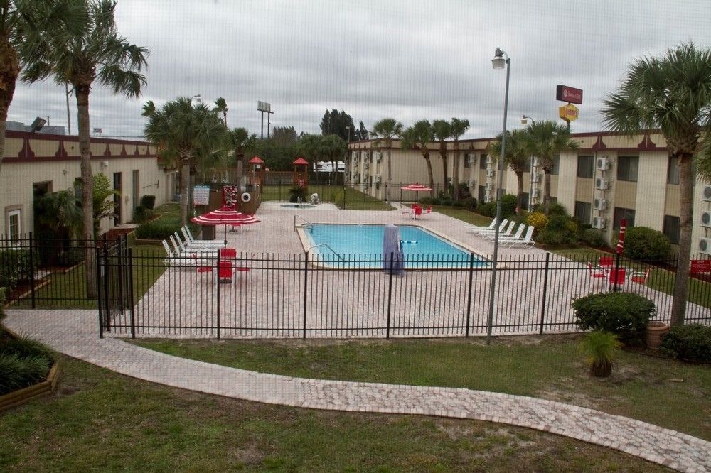 Space Coast Hotel Titusville-Kennedy Space Center Екстериор снимка